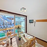 Courchevel 1650 -Front De Neige Mountain View 7S09