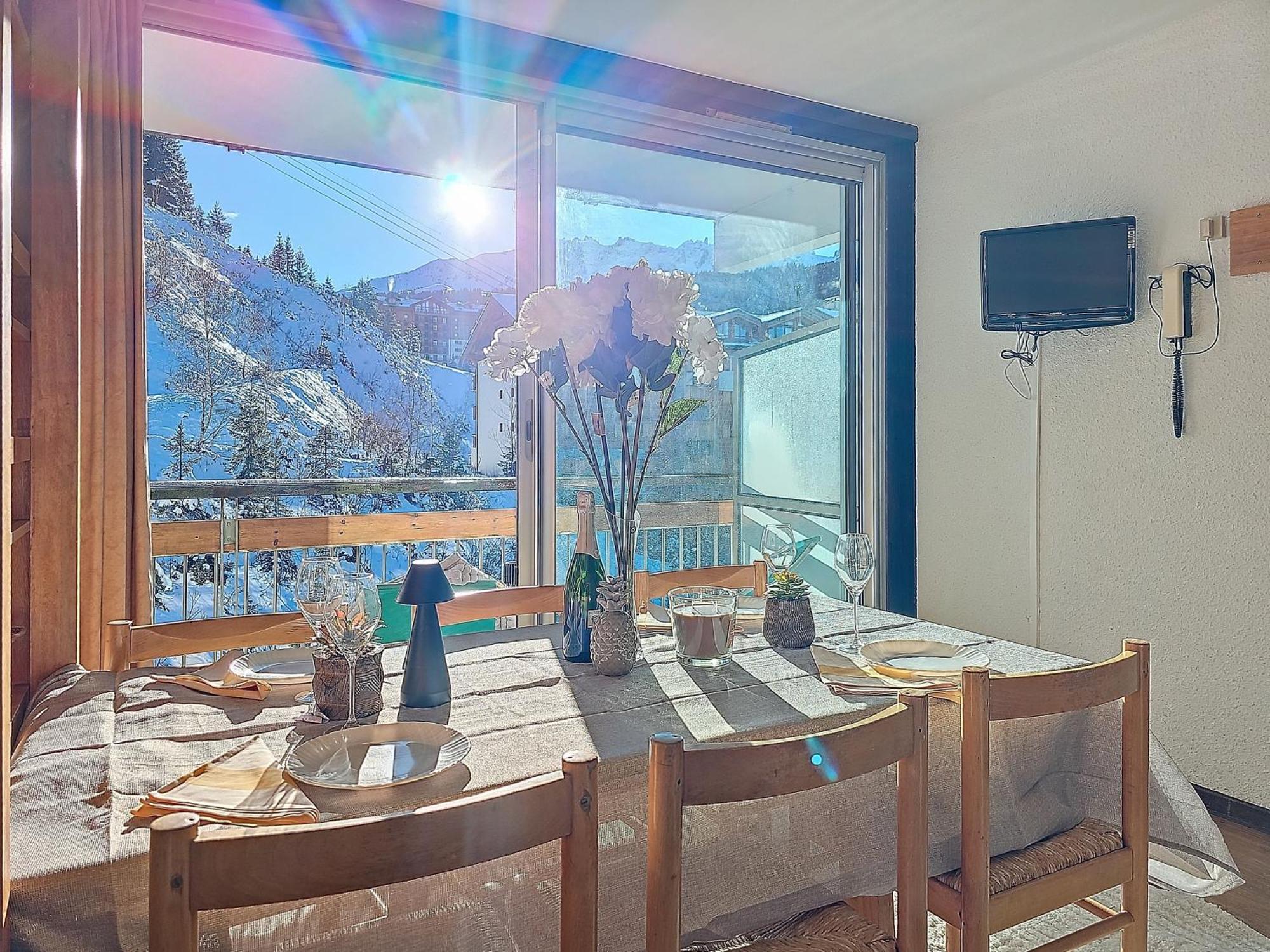 1650 -front De Neige Mountain View 7s09 Courchevel